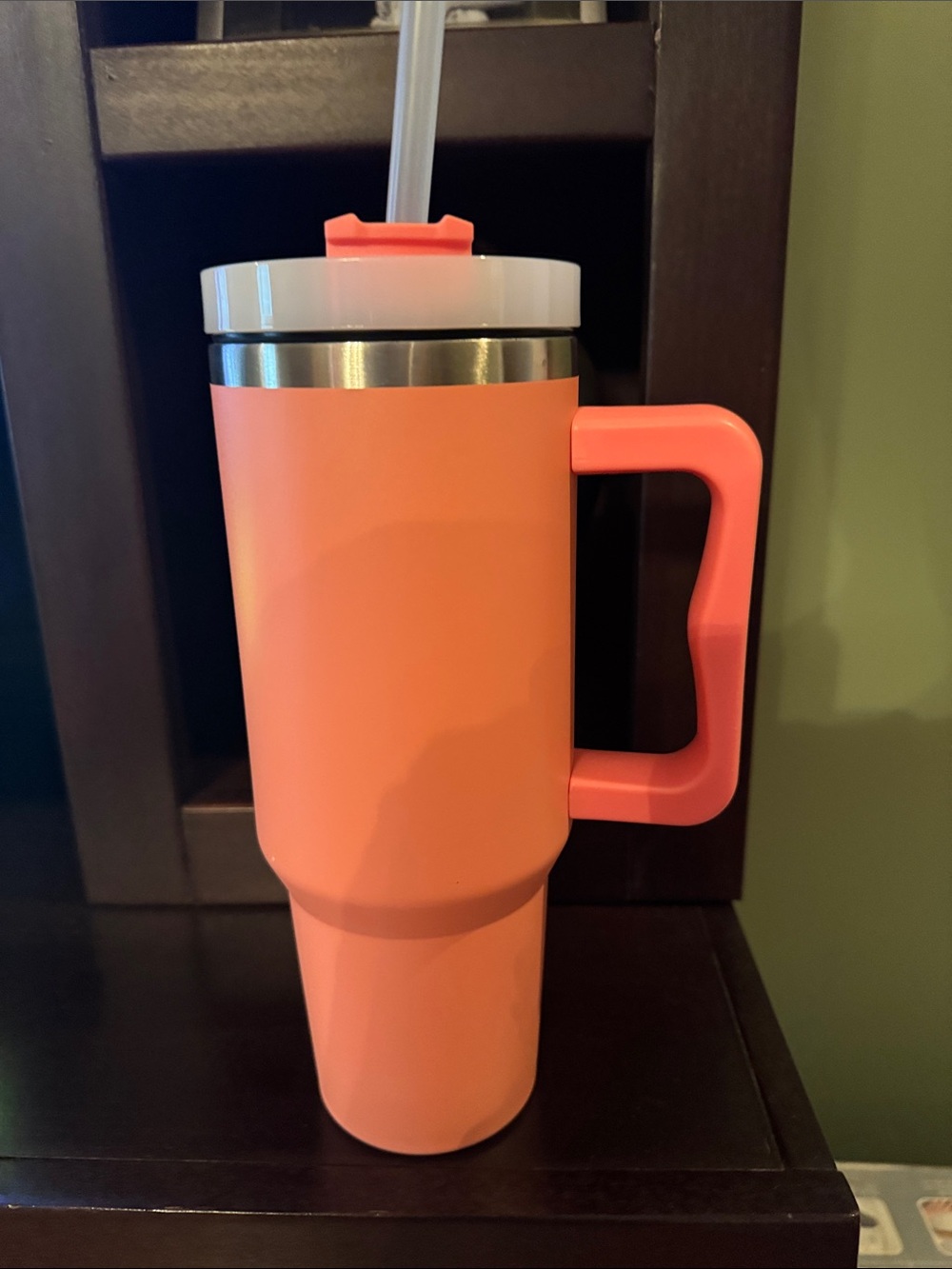 Coral Travel Tumbler with Handle - 'Trust in the Lord' - Picture 2 of 4